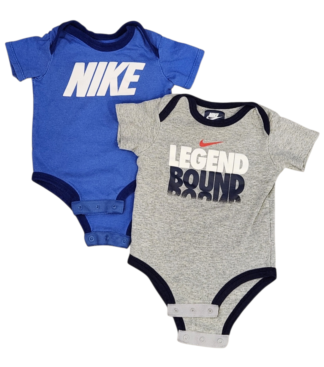 Cache-couche Nike 6 mois (2)